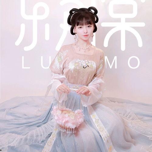 南京汉服吃瓜,一场穿越古今的“吃瓜”盛宴