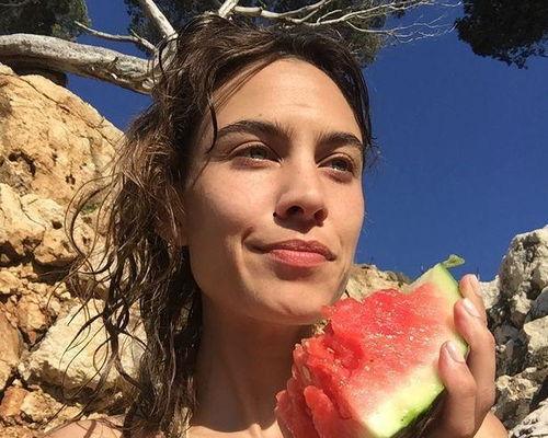 英国丘比特吃瓜,丘比特的意外瓜界冒险