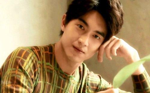 吃瓜群众的帅哥,揭秘吃瓜群众中的帅哥风采