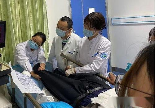 铜川老人吃瓜住院,意外事件引发关注，食品安全引深思