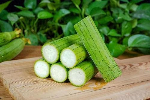 现代人吃的瓜都是血瓜吗,血瓜之谜与真实食用瓜种