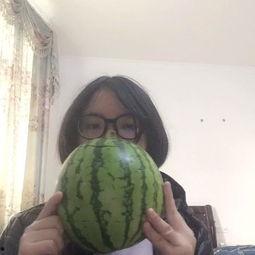 户外吃瓜视频大赛,全民参与的视频大赛狂欢  第2张